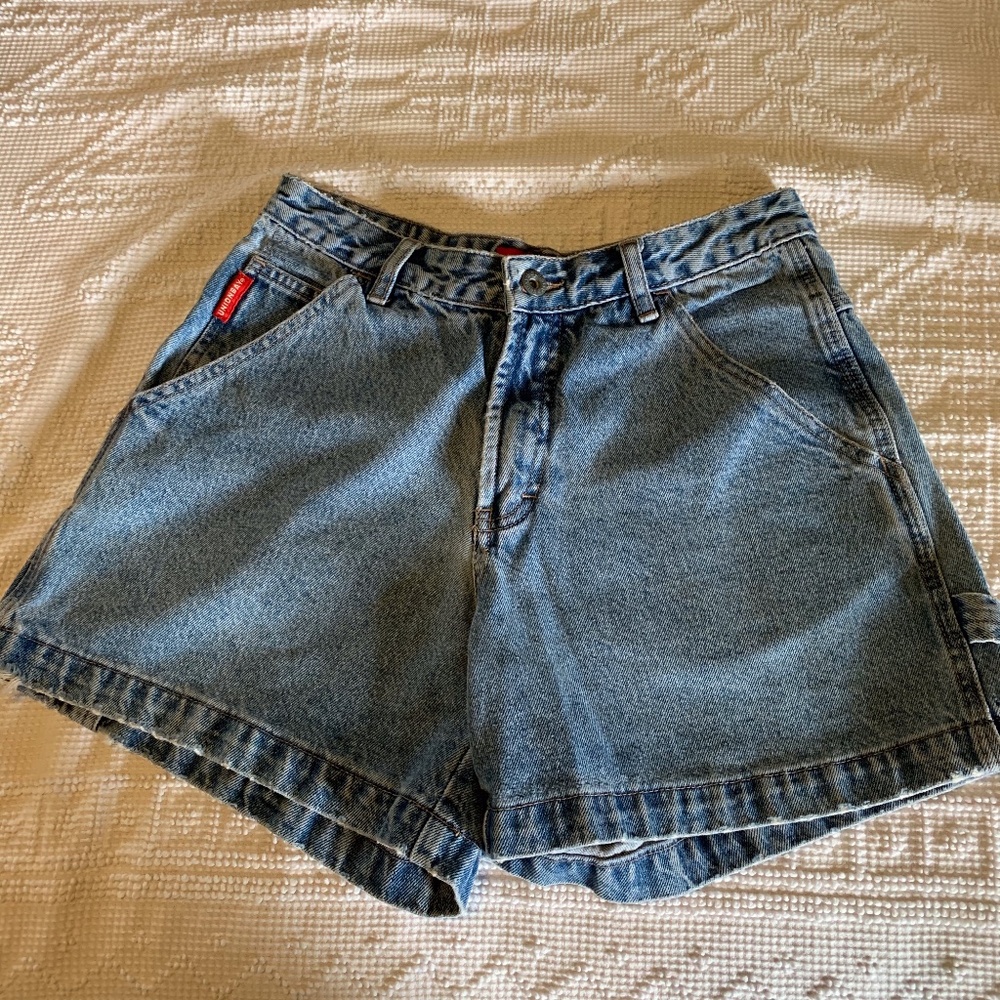 Denim vintage mom shorts